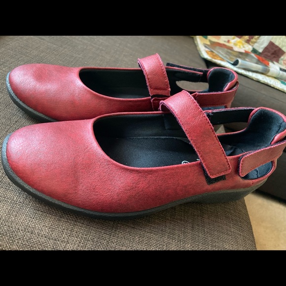 A’rcopededico Mary Janes new shoes - Picture 5 of 5